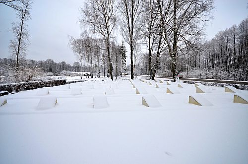 RUSSIAN WAR CEMETERY, BALDONE